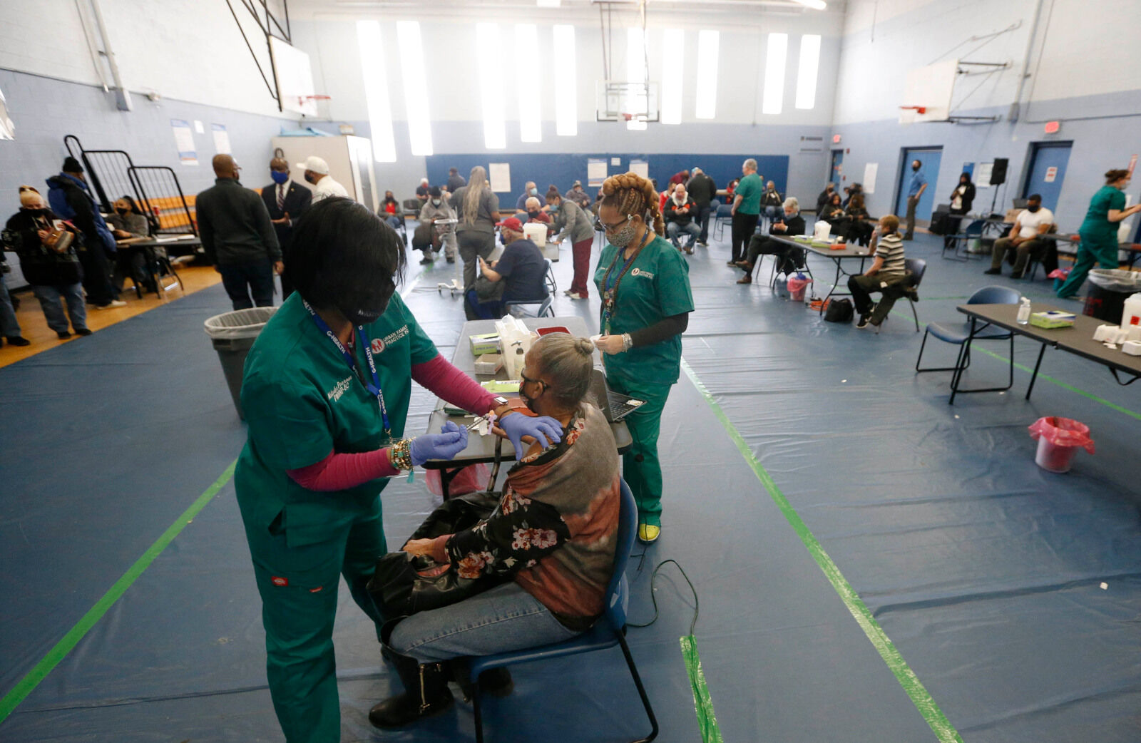 Hundreds vaccinated